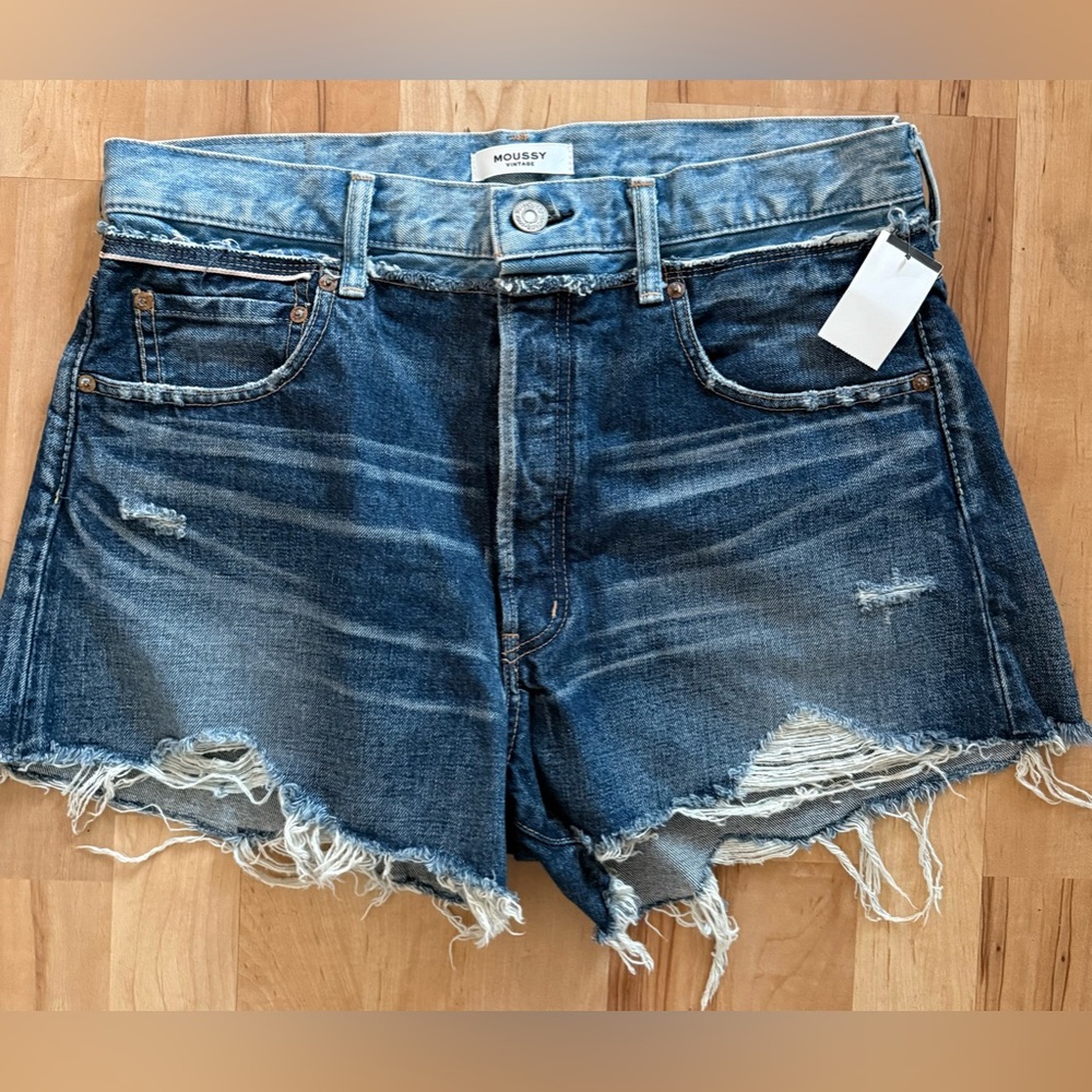 Moussy Vintage MV Lewiston Distressed Denim 100% Cotton Shorts NWT Sz 30 - Picture 2 of 14